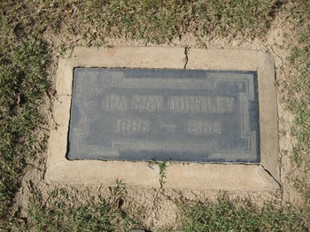 Duntley, Ina May gravesite