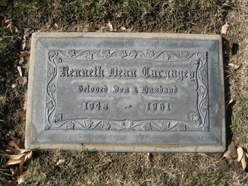 Carnagey, Kenneth Dean gravesite