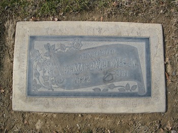 Kyle, Jr Thomas David gravesite