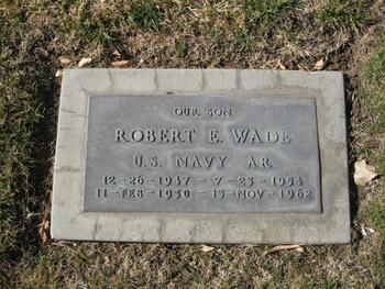 Wade, Robert Eugene gravesite