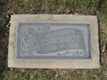 Kyle,   Elizabeth J. gravesite