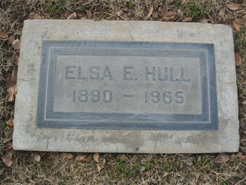 Hull, Elsa Eda gravesite