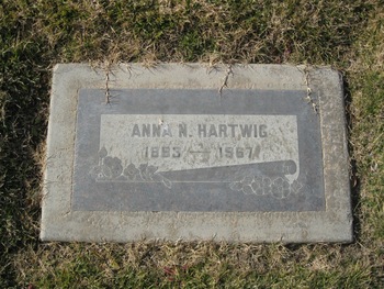 Hartwig, Anna gravesite