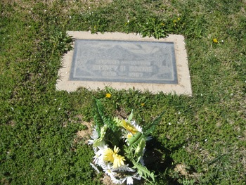 Hawke,   Sidney Herbert gravesite