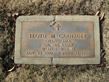 Carnagey, Lloyd Myrth gravesite