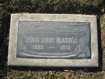 Blasdell, Lewis LeRoy gravesite