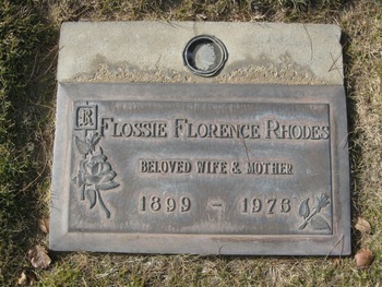 Rhodes,   Flossie Florence gravesite