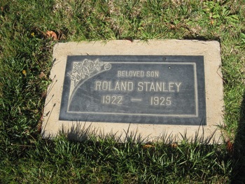 Stanley, Roland Thomas gravesite