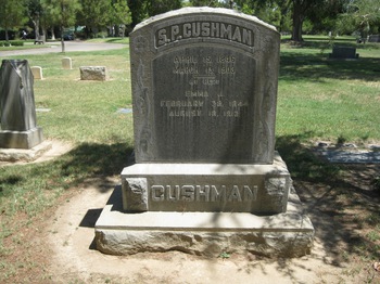 Cushman, Ernest Lynn gravesite