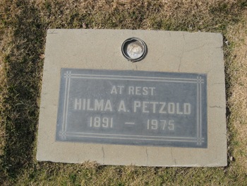 Petzold,   Hilma A. gravesite