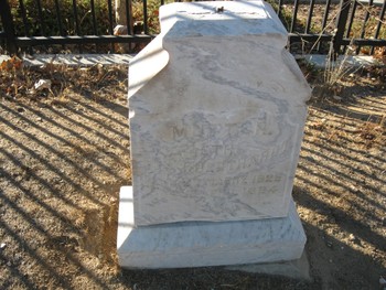 Kuesthardt, Elisabeth gravesite