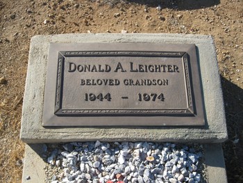 Leighter, Donald Alfred gravesite
