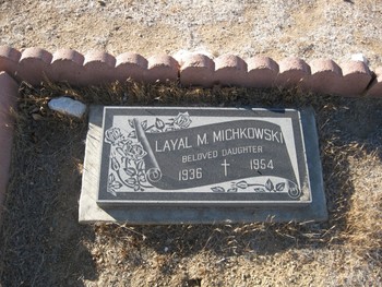 Michkowski, Layal Marie gravesite