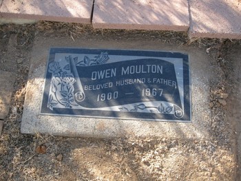 Moulton, Curtis Owen gravesite