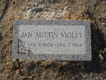Violet, Jan Austin gravesite