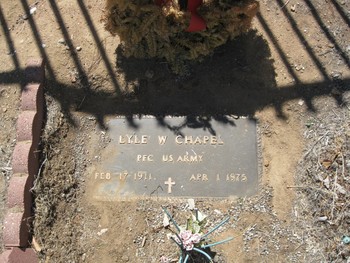 Chapel, Lyle W. gravesite