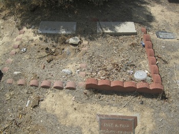 Unknown, J gravesite