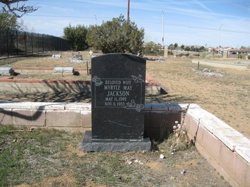 Jackson, Myrtle May gravesite