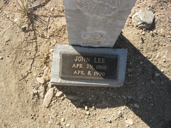 Lee, John gravesite