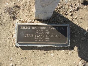 Lochead, Jean Evans gravesite
