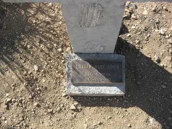 Simon, Lillian Mary gravesite
